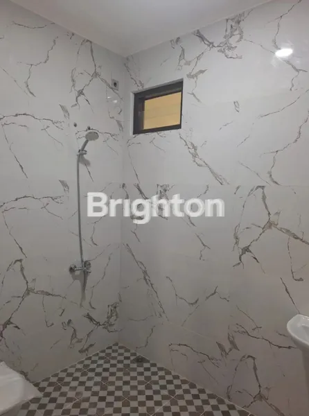 image RUMAH 2 LANTAI NYAMAN,STRATEGIS & SIAP HUNI DI BINA ASIH 3 JATIASIH BEKASI  (8)