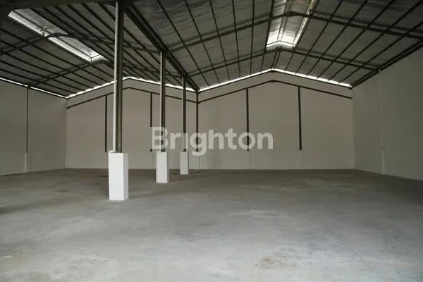 image GUDANG  SIAP PAKAI – PERGUDANGAN SALEMBARAN (1)