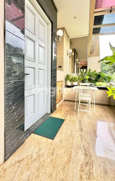 image RUMAH SUNTER 3.5LT CAKEP HALAMAN SANGAT LUAS JAKARTA UTARA JALAN 3 MOBIL (5)