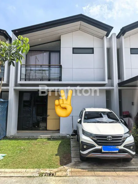 image DIJUAL RUMAH MODERN 3 KT DI JALAN BOULEVARD, SIAP HUNI (1)