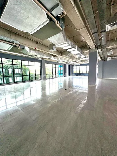 image GEDUNG PERKANTORAN DI LOKASI STRATEGIS DI JALAN RAYA PANJANG JAKARTA BARAT  (1)