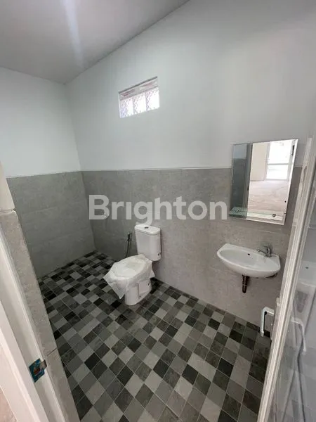 image RUKO STRATEGIS 3 LANTAI, LOKASI PREMIUM SURAPATI (2)