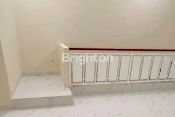 image RUMAH BARU 2 LANTAI DI SLIPI KEMANGGISAN, JAKARTA BARAT  (6)