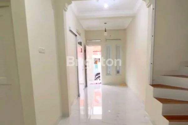 image RUMAH BARU 2 LANTAI DI SLIPI KEMANGGISAN, JAKARTA BARAT  (4)