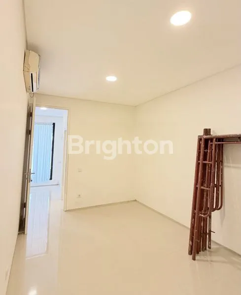 image RUMAH BARU GRESS SIAP HUNI NORTHWEST HILL CITRALAND UTARA SURABAYA BARAT (4)