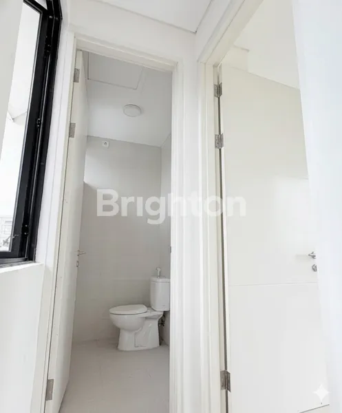 image RUMAH BARU GRESS SIAP HUNI NORTHWEST HILL CITRALAND UTARA SURABAYA BARAT (8)