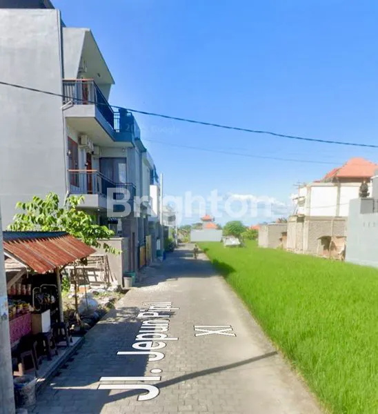 image RUMAH 3 KAMAR TIDUR 2 LANTAI DI KESIMAN KERTALANGU DENPASAR TIMUR (2)