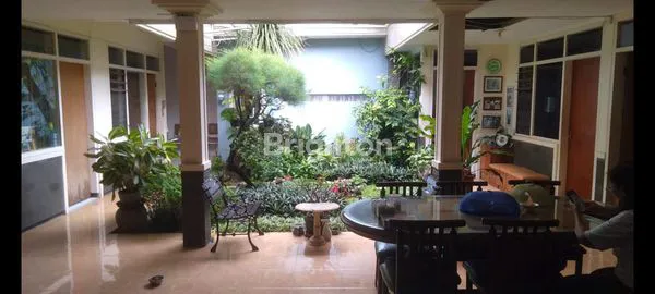 image RUMAH HOOK DI AREA TENGAH KOTA MALANG (4)