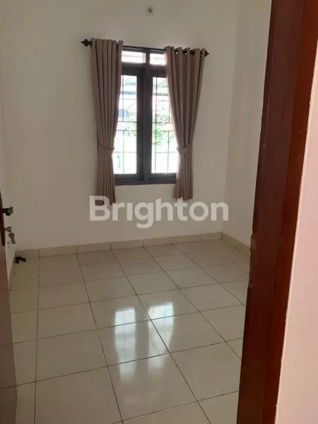 image DIKONTRAKAN RUMAH 2LT. PURI DAGO ANTAPANI (6)