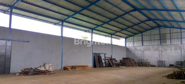 GUDANG SHM JALAN MAYJEND SUNGKONO GRESIK