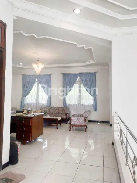 image SOMPOK RUMAH 2 LANTAI SIAP HUNI SEMARANG (7)