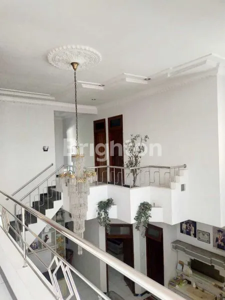 image SOMPOK RUMAH 2 LANTAI SIAP HUNI SEMARANG (6)