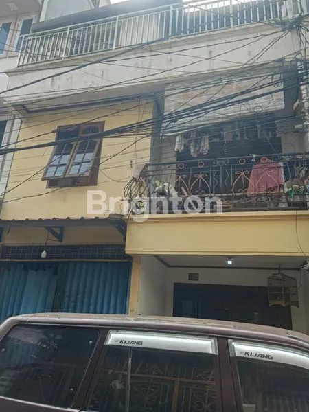 image RUMAH 3 LANTAI DI JEMBATAN BESI TAMBORA JAKARTA BARAT  (1)