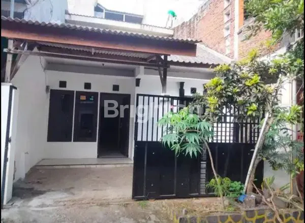 image DIJUAL RUMAH MURAH SIAP HUNI AREA MADYOPURO SELANGKAH KE SAWOJAJAR DAN TOL SAWOJAJAR STRATEGIS MASUK PERUMAHAN DI KOTA MALANG (1)