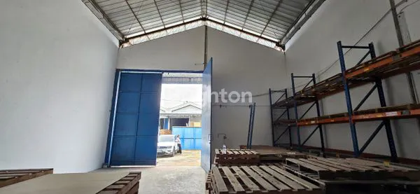 image GUDANG SIAP PAKAI 400M² DI SAWANGAN DEPOK (1)