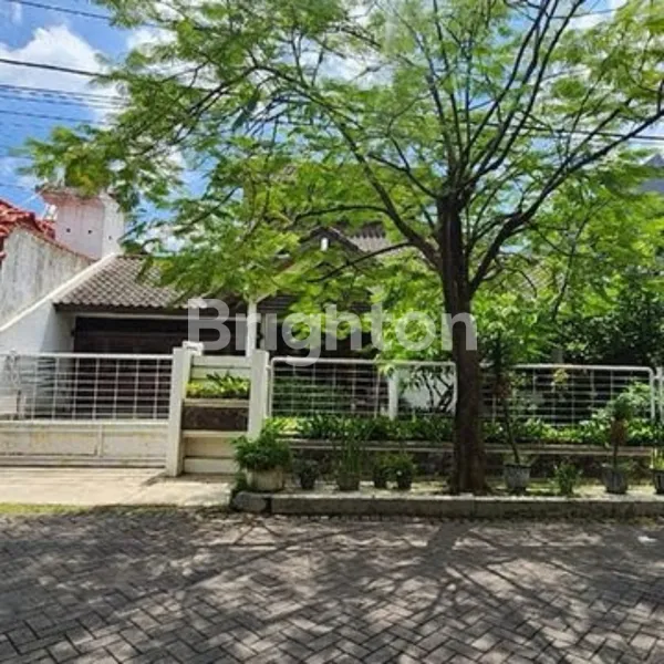 image HUNIAN NYAMAN TERAWAT 2 LANTAI DEKAT JEMURSARI  (1)