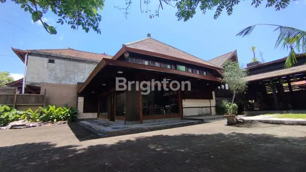 image RUMAH HADAP UTARA SANUR (1)