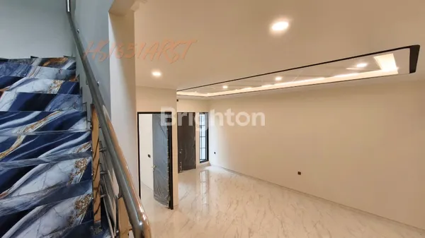 image RUMAH ARAYA NEW MINIMALIS KONTEMPORER DI JALAN KEMBAR  (5)