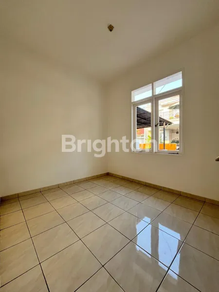 image RUMAH CANTIK HARGA PROMO DI KEMANG PRATAMA BEKASI  (4)