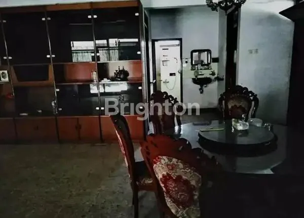 image RUMAH STRATEGIS LUAS BISA UNTUK ANEKA USAHA DI MALANG KOTA (5)