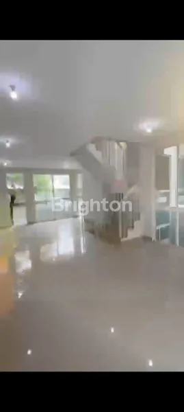 image RUMAH MINIMALIS 2 LT SUDAH RENOVASI TOTAL SEPERTI BARU DI WISATA BUKIT MAS TYPE MAGNOLIA CLUSTER NOTREDAME (2)