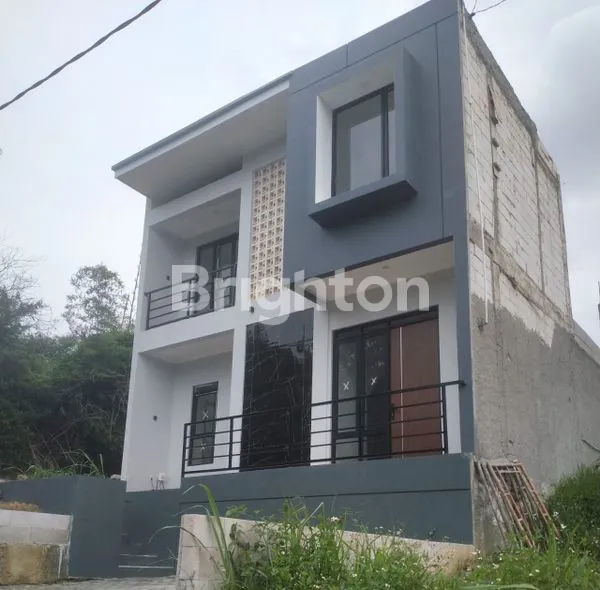 image RUMAH BARU 2 LANTAI DALAM CLUSTER DI CIKUTRA DEKAT GEDUNG SATE BANDUNG (1)