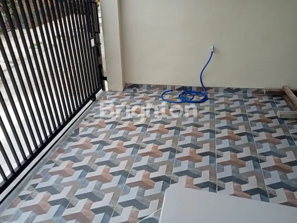 image DIJUAL RUMAH SIAP HUNI CIKUNIR DEKAT STASIUN LRT BEKASI..  (6)