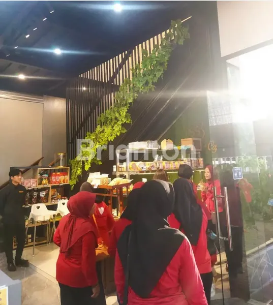 image DIJUAL PROPERTI KOMERSIAL BERKELAS DI BANYUWANGI (3)