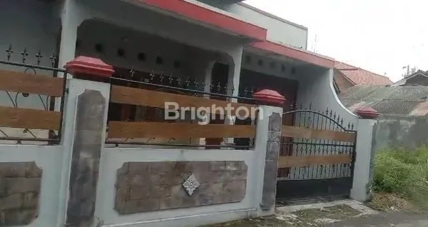 RUMAH KOS UNY SIAP PAKAI DEKAT UMY