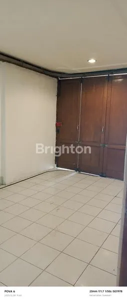 image RUMAH STRATEGIS SARIJADI, 6 KT & 3 LANTAI, SIAP HUNI (7)