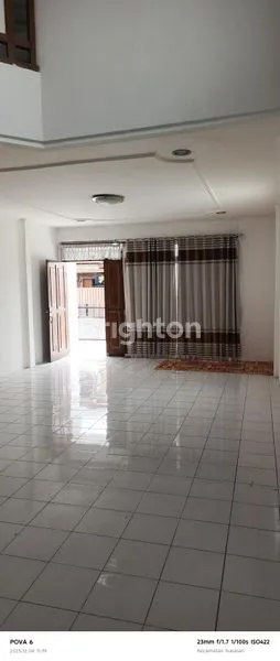 image RUMAH STRATEGIS SARIJADI, 6 KT & 3 LANTAI, SIAP HUNI (4)