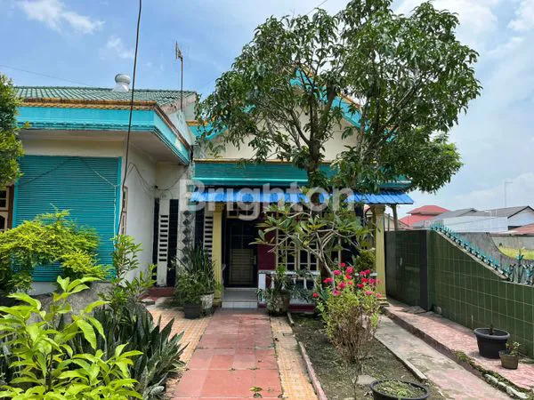 image RUMAH MEWAH DENGAN HALAMAN LUAS BINJAI (7)