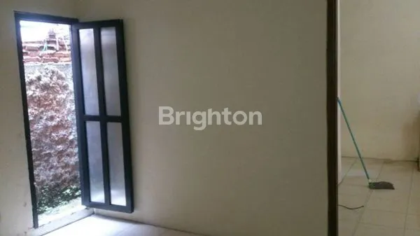 image RUMAH SUKMAJAYA DEPOK 2 TENGAH  (7)