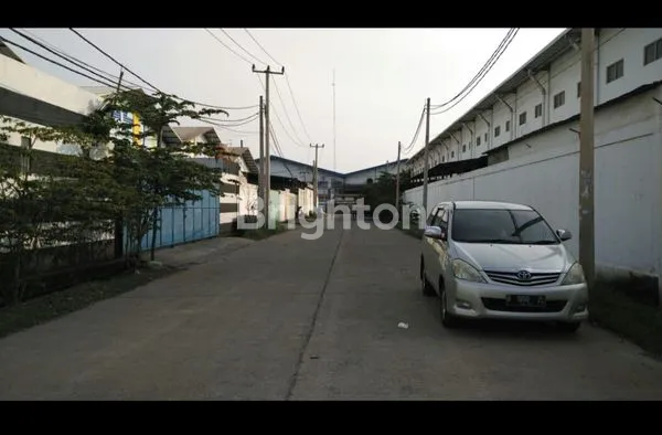 image JUAL GUDANG + KANTOR DI SENTRA KOSAMBI, LT 1300M² SIAP PAKAI (3)
