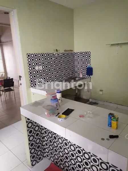image RUMAH 2 LANTAI 3 KAMAR TIDUR 2 KAMAR MANDI DI SUMMARECON BEKASI SEMI FURNISH (1)
