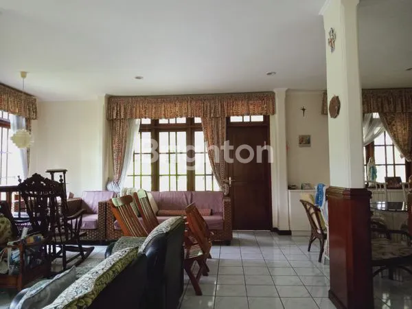 image VILLA SEJUK ASRI TERAWAT BAIK (4)