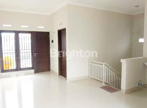 image RUMAH MODERN 2 LANTAI – PUSAT RENON, DENPASAR SELATAN (5)