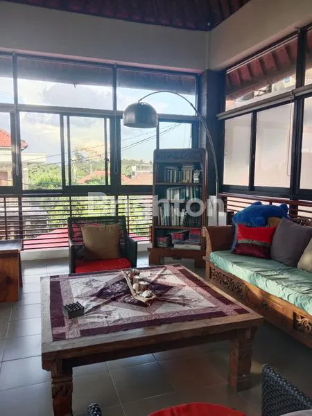 image RUMAH JIMBARAN ESTETIK ALA ALA KLASIK  BISA SEWA HARIAN (5)