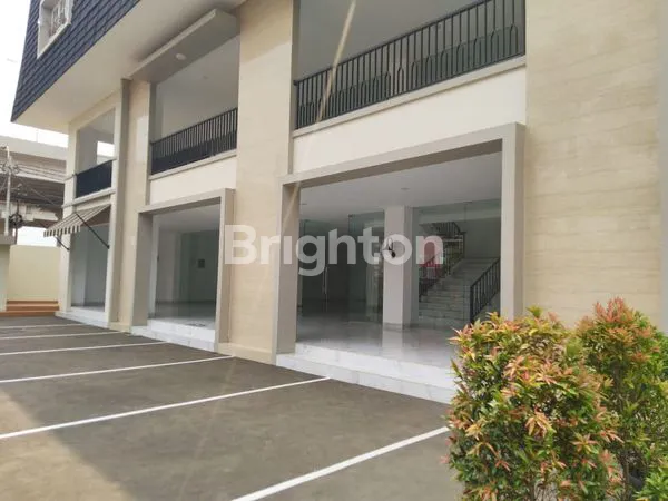 image GEDUNG CIPINANG STRATEGIS DAN HARGA BERSAHABAT KALIMALANG JAKARTA TIMUR (2)