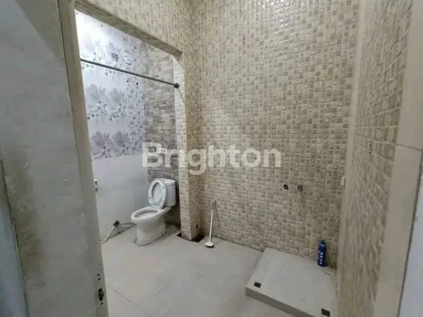 image RUMAH USAHA SIAP PAKAI PUCANG ANOM STRATEGIS DEKAT NGAGEL, KERTAJAYA (6)