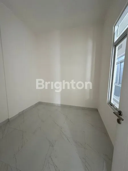 image RUMAH SIAP HUNI SUDAH RENOVASI DI BCC BOGOR (5)