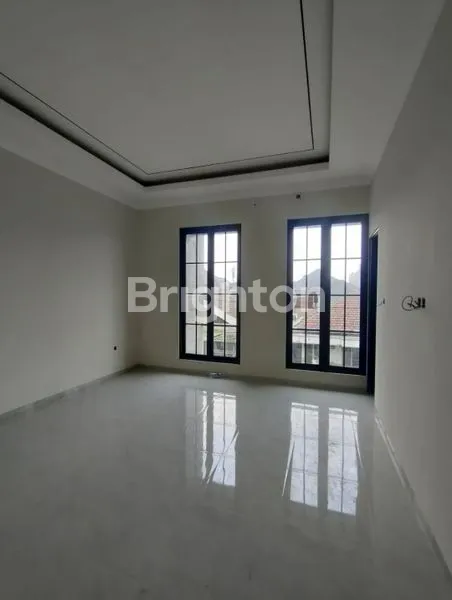 image NEW GRESS RUNAH MINIMALIS MANYAR KERTOADI LOKASI STRATEGIS DEKAT GM, ITS (4)