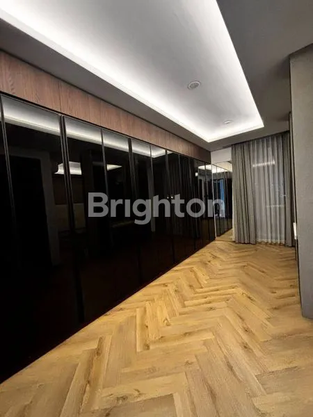 image RUMAH MEWAH 2 LANTAI DI KEBON JERUK, LT 183M² (6)