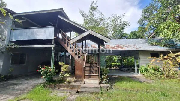 image KESEMPATAN LANGKA! DIJUAL: TANAH & RUMAH EKSKLUSIF DI LOKASI EMAS BALIKPAPAN! COCOK UNTUK HUNIAN, RUKO, RESTORAN, ATAU PERKANTORAN (5)
