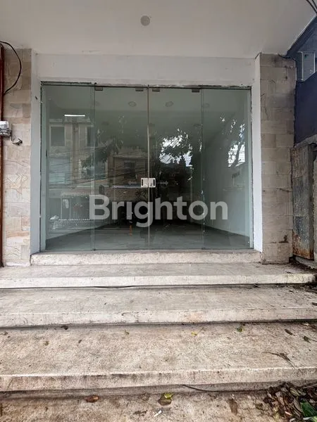 image TOKO SIAP PAKAI – LOKASI STRATEGIS DI CENTRAL UBUD, COCOK UNTUK USAHA (1)