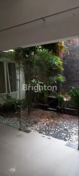 image RUMAH 2 LANTAI DI SPRINGVILLE RESIDENCE COLOMADU (2)