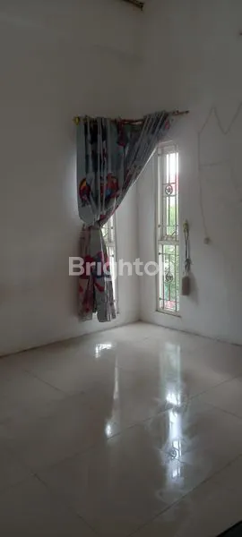 image RUMAH 2 LANTAI DI SPRINGVILLE RESIDENCE COLOMADU (7)