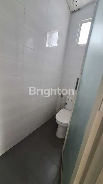 image RUKO SIAP USAHA DI PANAKUKKANG, LT 195M² 3 LANTAI (4)