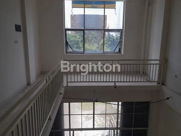 image  RUKO MERRR (4)