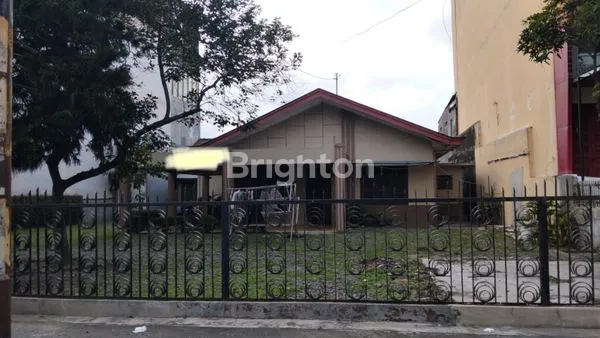 image RUMAH LUAS TANAH 681 M² DI JL GUNUNG KRAKTAU  (1)